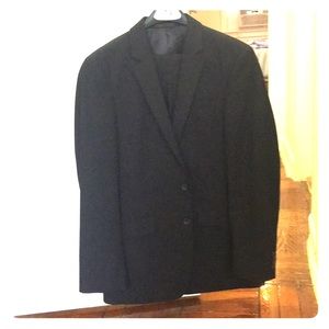 Kenneth Cole Reaction slim black suit - 38R, 30/32
